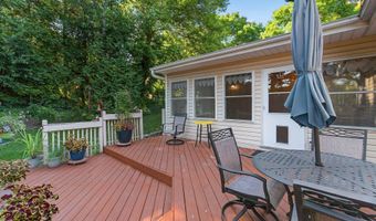 6809 Pilgrim Rd, Madison, WI 53711