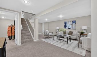 1115 Shadowoak Dr, Ballwin, MO 63021