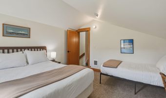 12900 Hawks Beard Lodge Condo 35/36, Black Butte Ranch, OR 97759