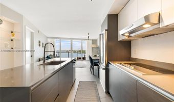 9821 E Bay Harbor Dr 503, Bay Harbor Islands, FL 33154