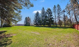 7818 N Luce Rd, Alma, MI 48801