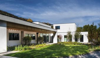 1411 Crystal Lake Rd, Aspen, CO 81611