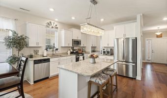 3 COLISEUM Dr, Mt. Holly, NJ 08060