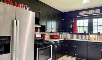 600 E Pearl St, Aurora, MO 65605