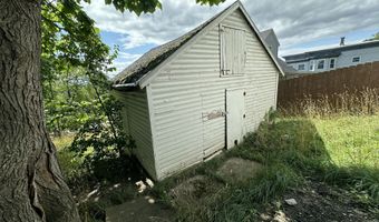 6 Henry St, Amsterdam, NY 12010