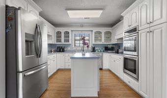 855 Dove Blvd, Bay St. Louis, MS 39520