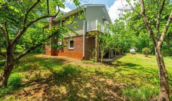 787 Woodlawn Trl, Appomattox, VA 24522