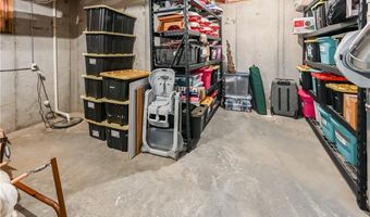1334 N 161st Ter, Basehor, KS 66007