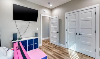 132 McCutchen Ct, Auburn, KY 42206