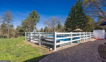 820 SHARPLESS Rd, Hockessin, DE 19707