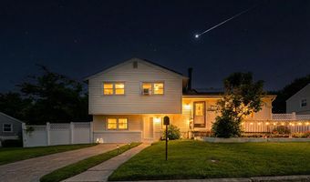48 W BOLTON Ave, Absecon, NJ 08201