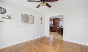 6 Eldorado Dr, Johnston, RI 02919