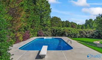 280 St Andrews Ln, Albertville, AL 35951