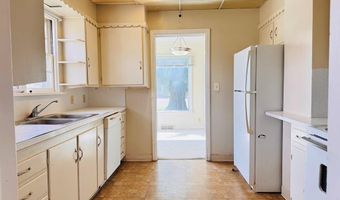 321 S Stout Ave, Blackfoot, ID 83221