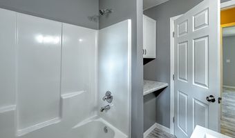 913 Virginia Pl, Bainbridge, GA 39819