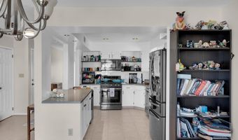 231 Allen Rd, Bayville, NJ 08721