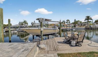 6337 COCOA Ln, Apollo Beach, FL 33572