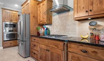 6220 Sawgrass Dr, Bartlesville, OK 74006