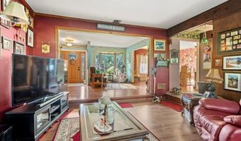 922 Warwick Tpke, Alloway, NJ 07421