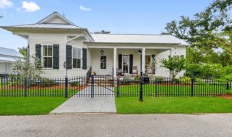 107 Mcdonald Ln, Bay St. Louis, MS 39520