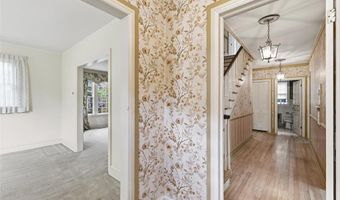 422 S Highland St, Ada, OK 74820