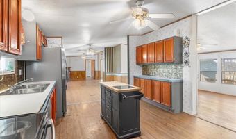 7417 Greenfield Dr, Alvarado, TX 76009