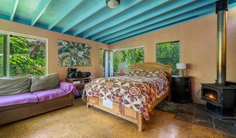 106 Hikiau Rd, Haiku, HI 96708