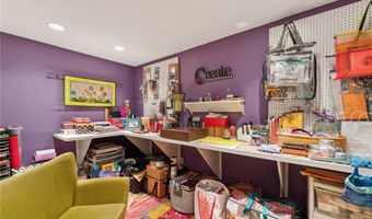 915 Cimarron Oval, Aurora, OH 44202
