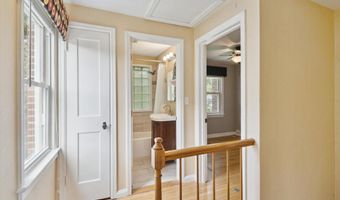 717 Oxford Ct, Adrian, MI 49221