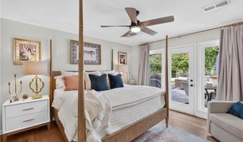 819 E UNIVERSITY Dr, Auburn, AL 36830
