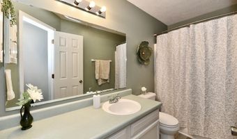 1157 Runningbrook Ct, Avon, IN 46123