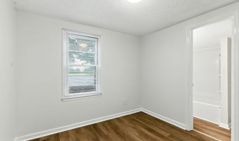 35 James St, Angier, NC 27501