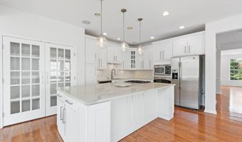 20056 NORTHVILLE HILLS Ter, Ashburn, VA 20147