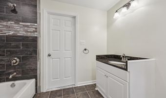 4907 CHANTICLEER Ave, Annandale, VA 22003