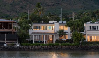 5811 Kalanianaole Hwy, Honolulu, HI 96821