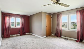 42177 N Lake Ave, Antioch, IL 60002
