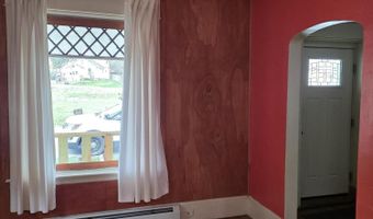 29 Princeton St, Bangor, ME 04401