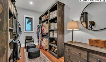 281 Lodge Woods Trl, Banner Elk, NC 28604