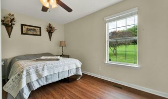 12429 Dolly Pond Rd, Birchwood, TN 37308
