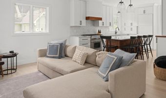 50 Kenyon Ave, East Greenwich, RI 02818