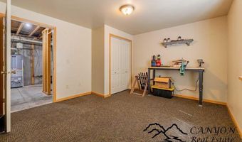 1014 Glade Ct, Cody, WY 82414