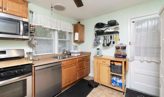 2637 WOODLAND Rd, Abington, PA 19001