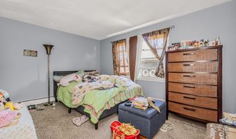 26 Karen Ct A, Bridgeport, CT 06606
