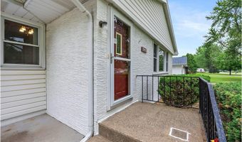 3945 8th Ave NW, Anoka, MN 55303