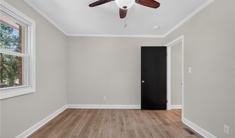 128 Englewood Dr, Archdale, NC 27263