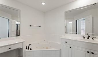 14575 Berklee Dr, Addison, TX 75001