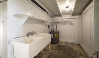 550 Olomana St, Kailua, HI 96734