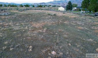 120 Redbird Ln, Challis, ID 83226