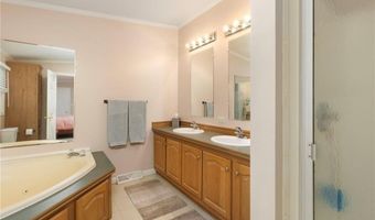 8 King Philip Rd, Coventry, RI 02816