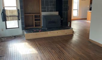 8415 SPICEWOOD Ct, Annandale, VA 22003